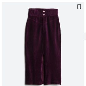 Free People Ribbed Maxi pencil skirt with stretch. Beautiful purple color